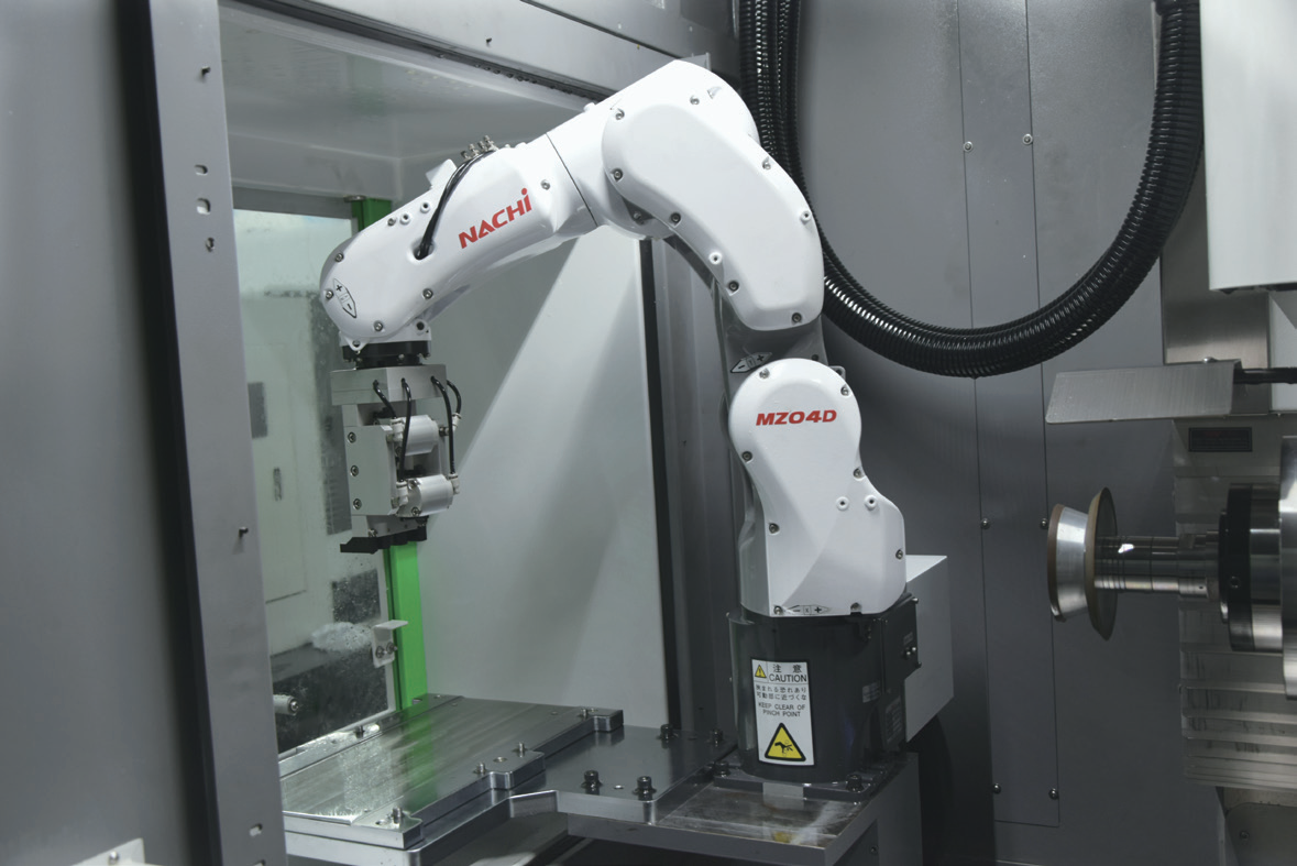 Robot máy mài dao cụ CNC 5 trục QD 580